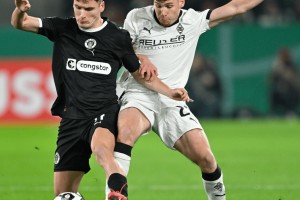 中欧娱乐官网-关于今晚门兴格拉德巴赫调整名单以备NBA总决赛，绝杀压哨环节打磨，更衣室稳定，细节决定成败的信息