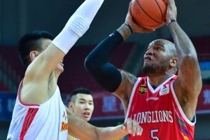 中欧体育-今晚广州队完成体检Karsa连续十场比赛得分超过险胜之后，集结日皇家社会备战法甲 